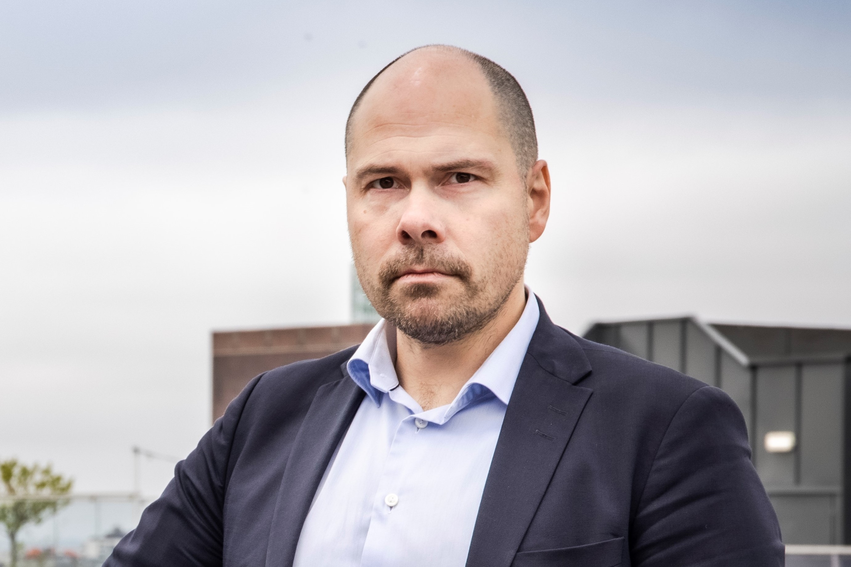 Amedia jobber med exit-alternativer fra Russland 