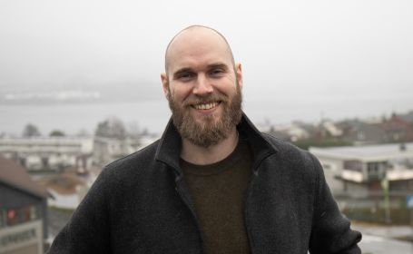 Vegard Flatøy er tilsett som redaktør i Nordhordland