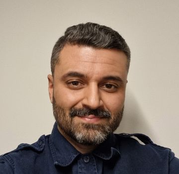 Backend-utvikler Rahil Hussain