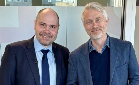 Amedia skal vise fotball fram til 2034