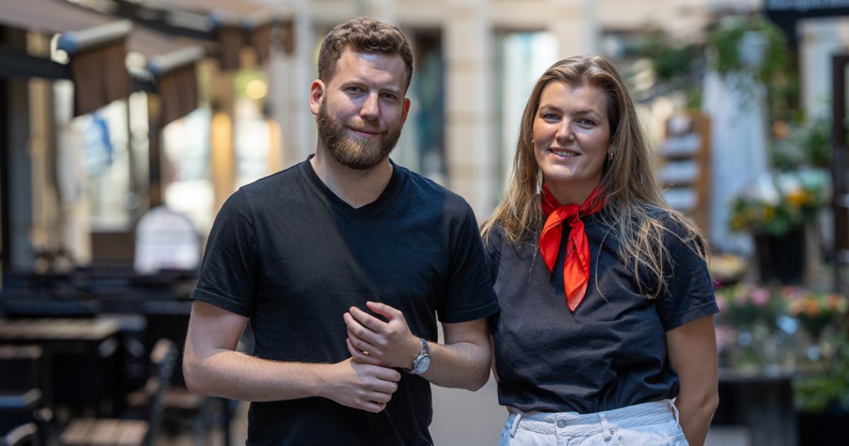 Emilie Rydning (27) og Henrik Heldahl (30) skal lede årets ungdomspartilederdebatt